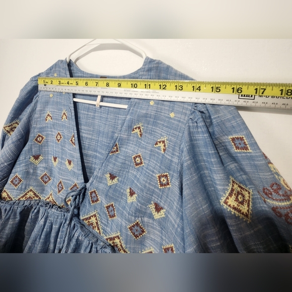 Free People Embroidered Blue Ruffle Sleeve Top Size XS - Picture 6 of 10
